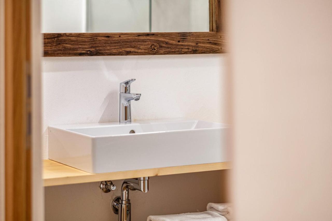Eichhof Apartment Lavendel Termeno Bagian luar foto